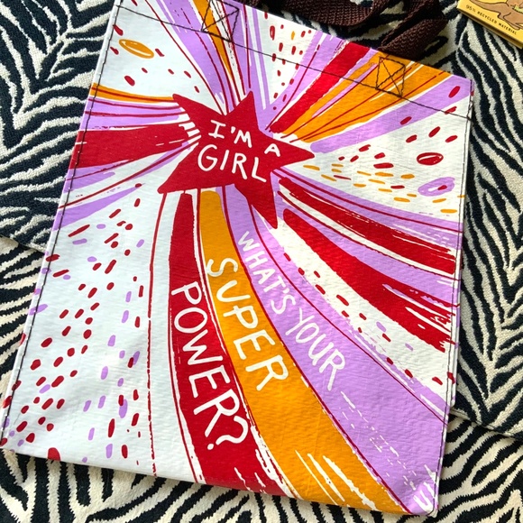 BLUE Q⭐️ Fun Fab ❤️ Reusable LUNCH TOTE ~ EVERYTHING BAG “GIRL POWER” ❤NWT - Picture 1 of 9